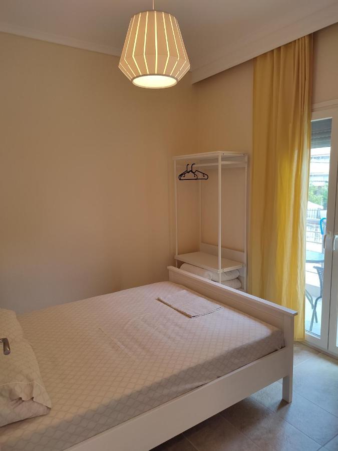 Estrella Rooms Nea Kallikrateia Dış mekan fotoğraf