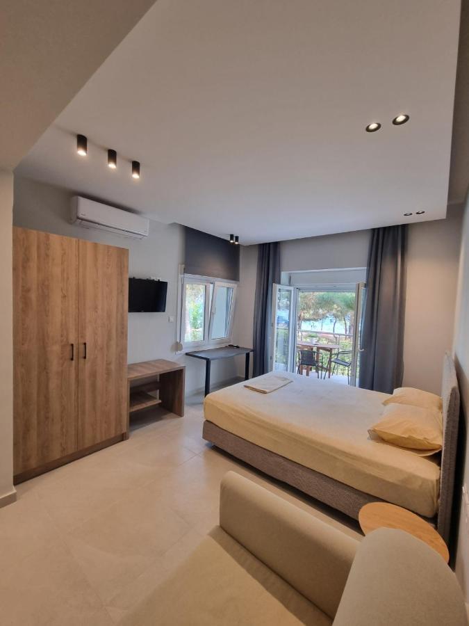 Estrella Rooms Nea Kallikrateia Dış mekan fotoğraf