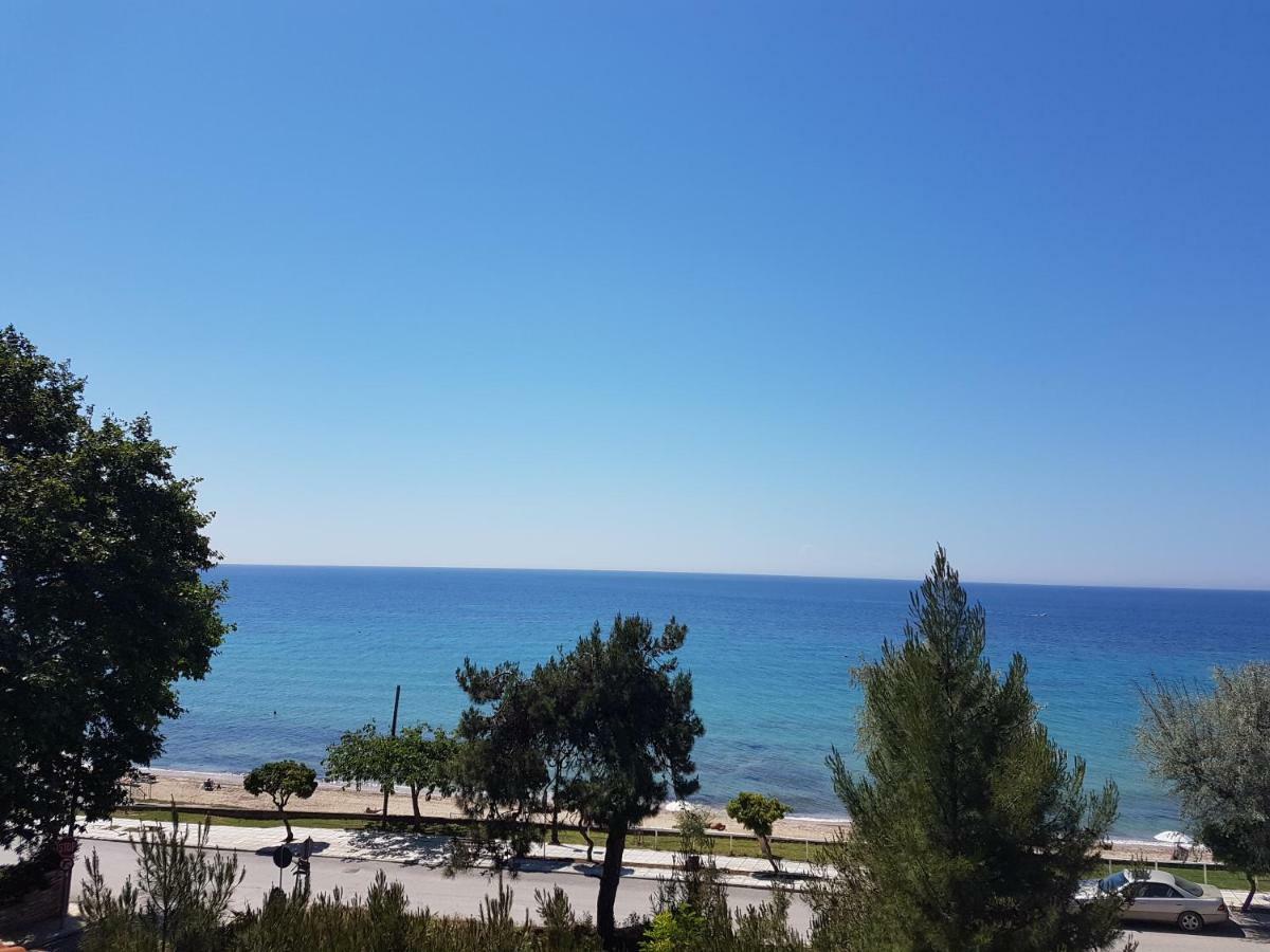 Estrella Rooms Nea Kallikrateia Dış mekan fotoğraf